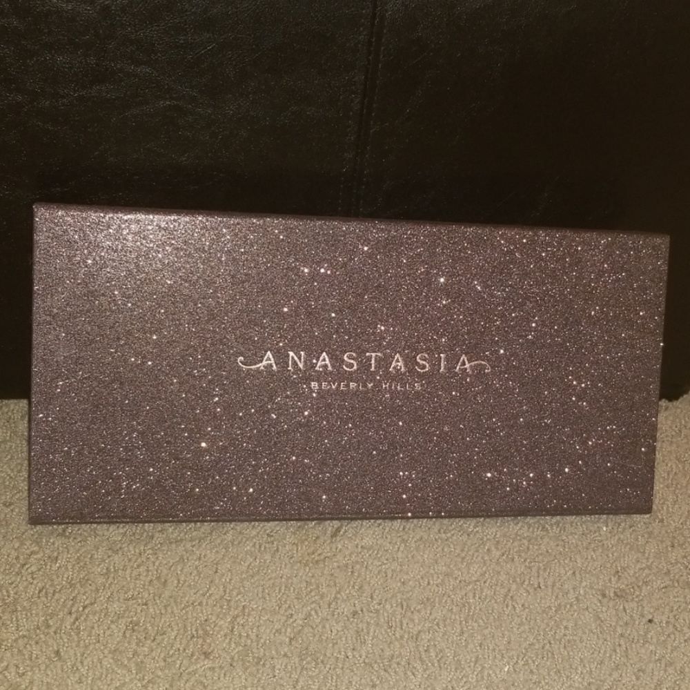 Anastasia Beverly Hills lipstick case only